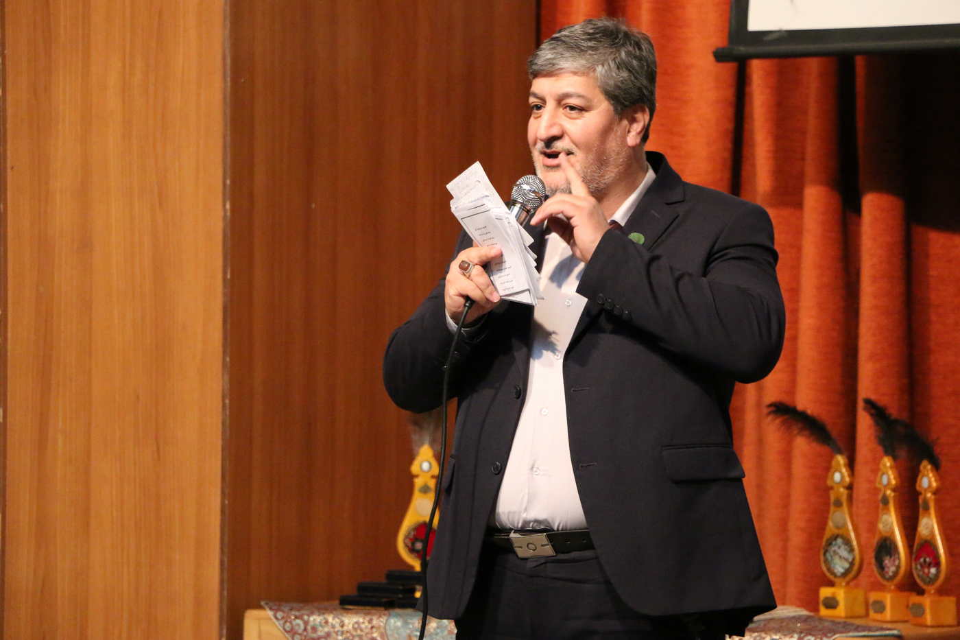 اختتامیه نمایشگاه از ماه تا آفتاب