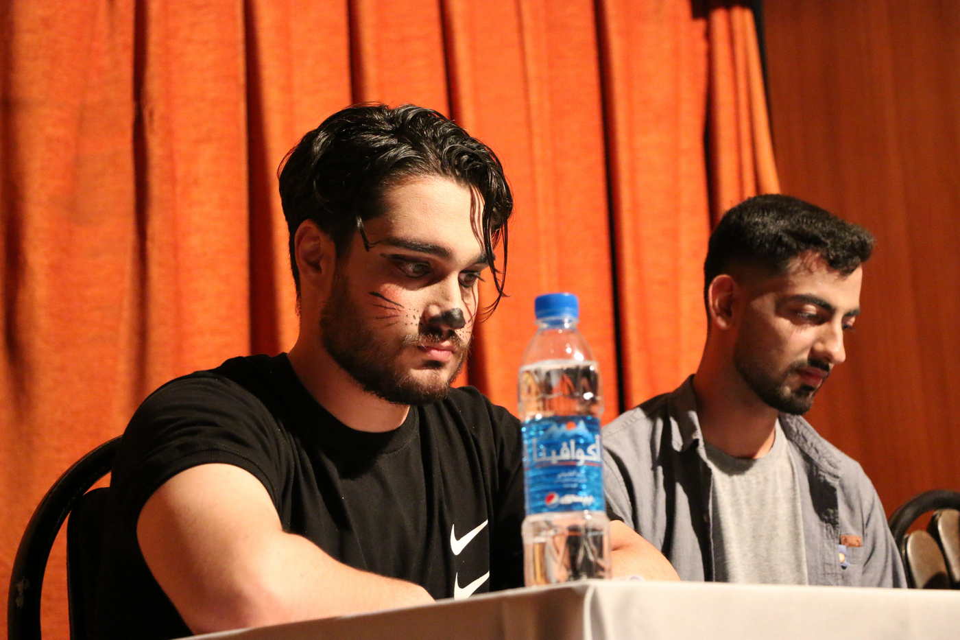 نمایشنامه خوانی Caroline