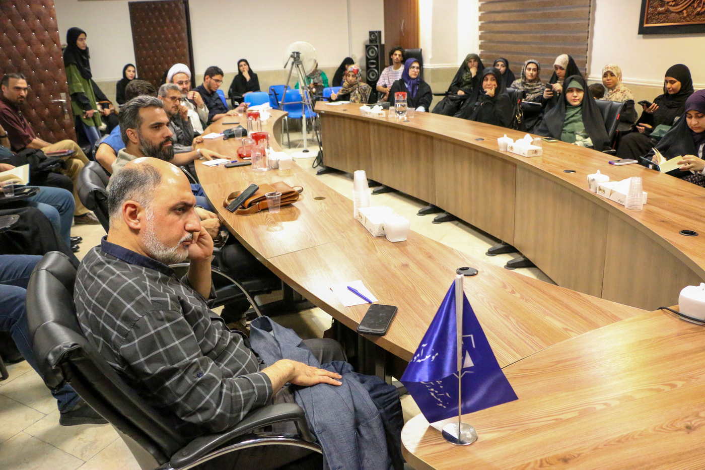 جشن یکسالگی انجمن ادبی ماها با حضور محمدحسن شهسواری