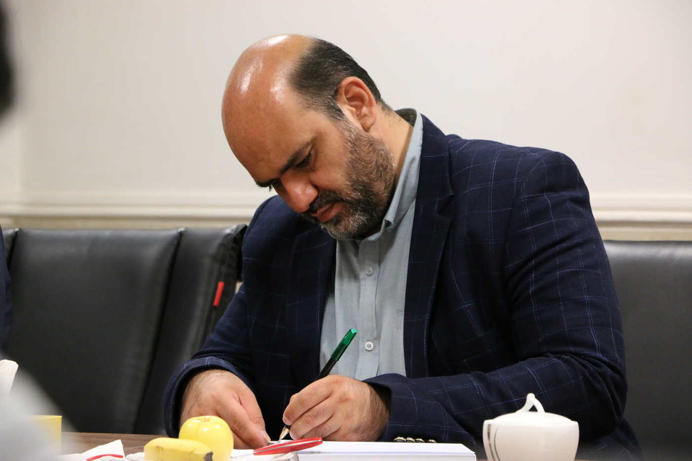 دکتر پرهمت، معاون آموزش دانشگاه هنر و اندیشه