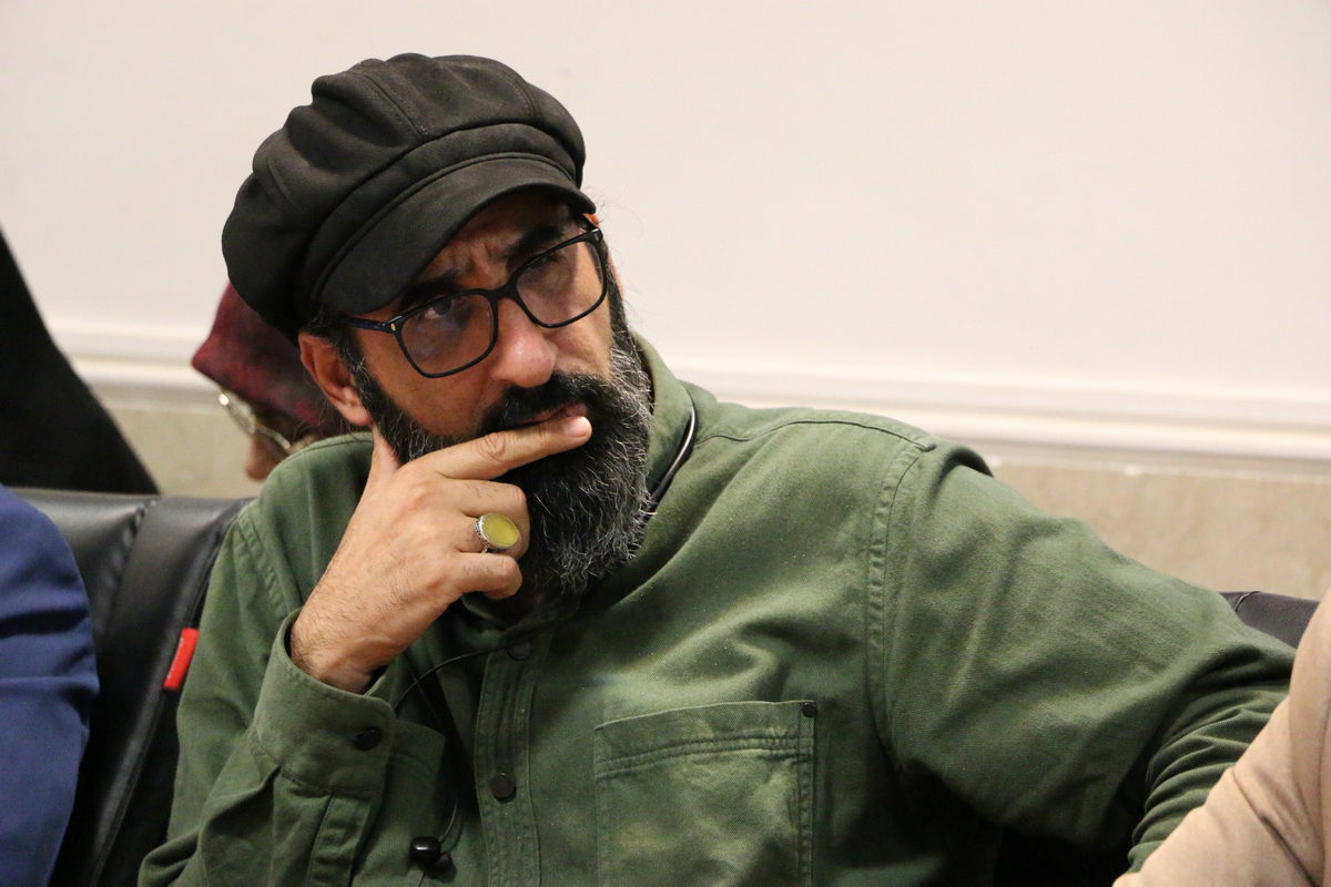 استاد قانونی