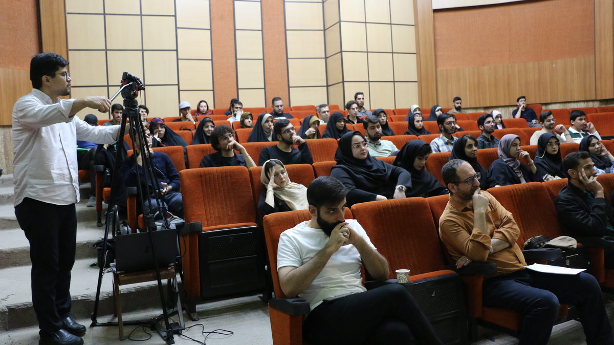 14040801 - نشست انتقال تجربه - قادری - هادی قادری (034)