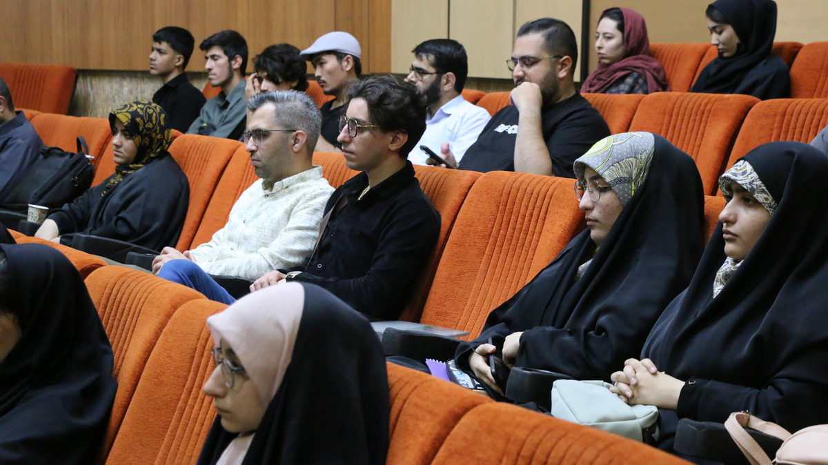 14040801 - نشست انتقال تجربه - قادری - هادی قادری (061)