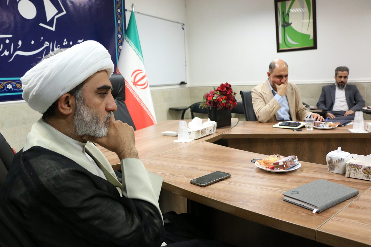 14040810 - تودیع و معارفه - پرهمت,سرانجام,پارسا,ژرفا,موسوی,بازرگانی (171)