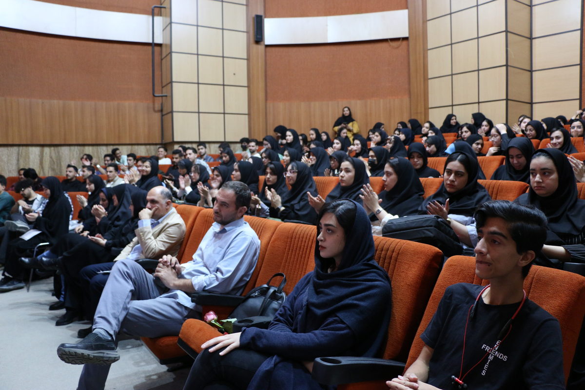 14040810 - جشن نودانشجویان 1404 - پارسا,موسوی,گلدوست,عبدلی (003)