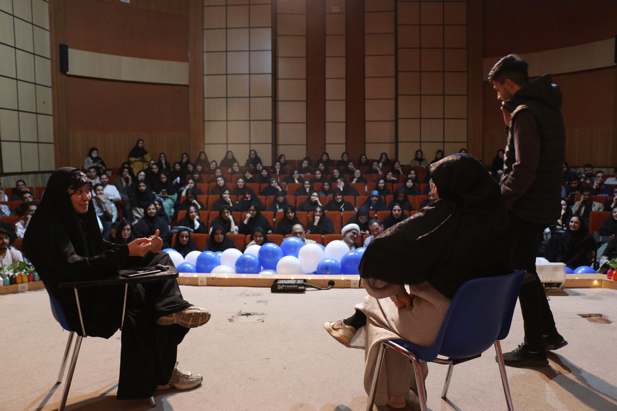 14040810 - جشن نودانشجویان 1404 - پارسا,موسوی,گلدوست,عبدلی (143)