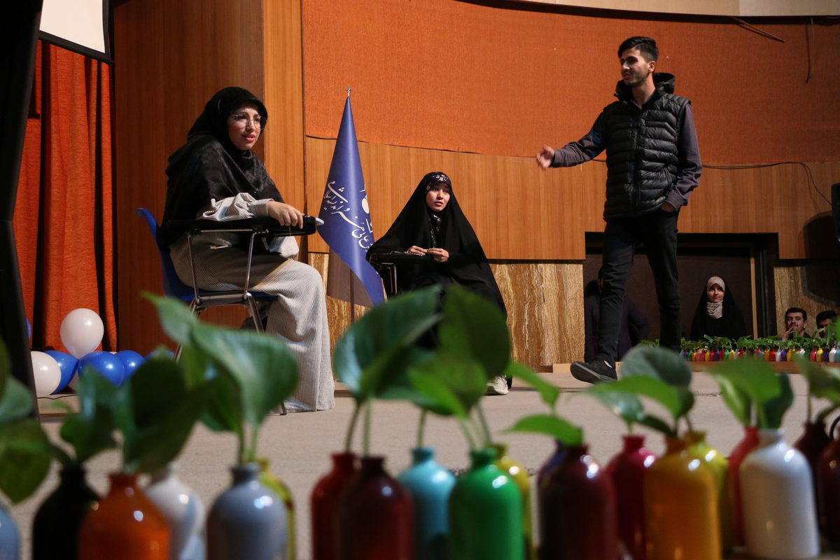 14040810 - جشن نودانشجویان 1404 - پارسا,موسوی,گلدوست,عبدلی (155)