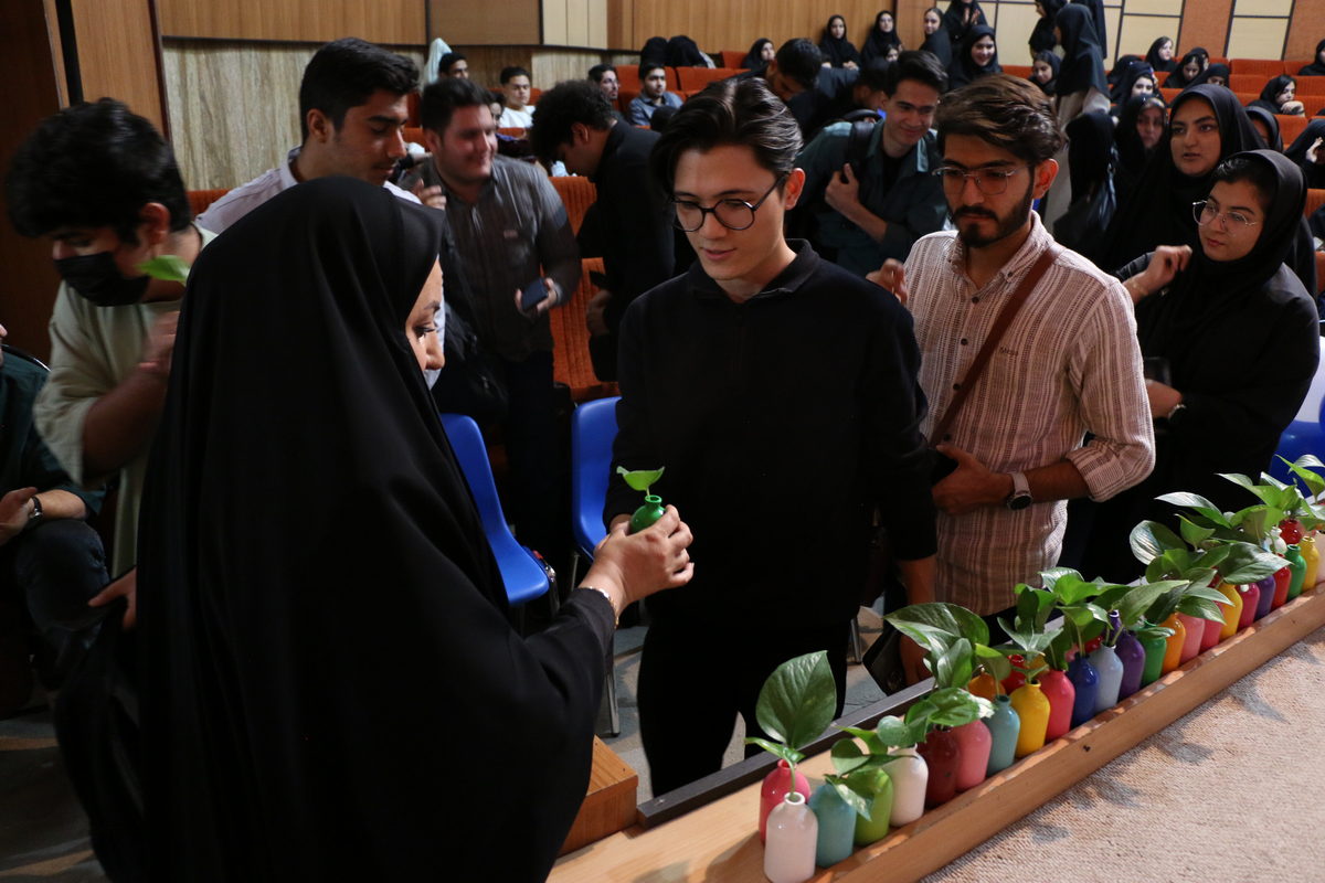 14040810 - جشن نودانشجویان 1404 - پارسا,موسوی,گلدوست,عبدلی (210)