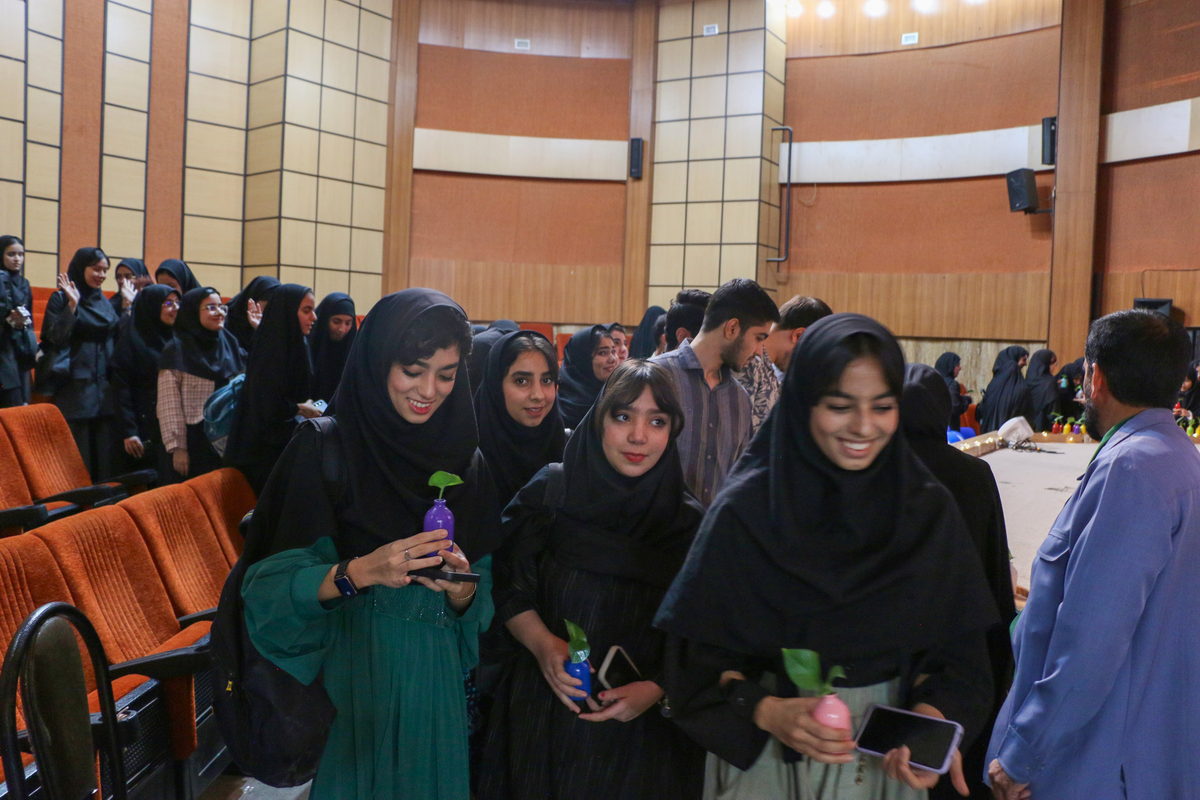 14040810 - جشن نودانشجویان 1404 - پارسا,موسوی,گلدوست,عبدلی (237)