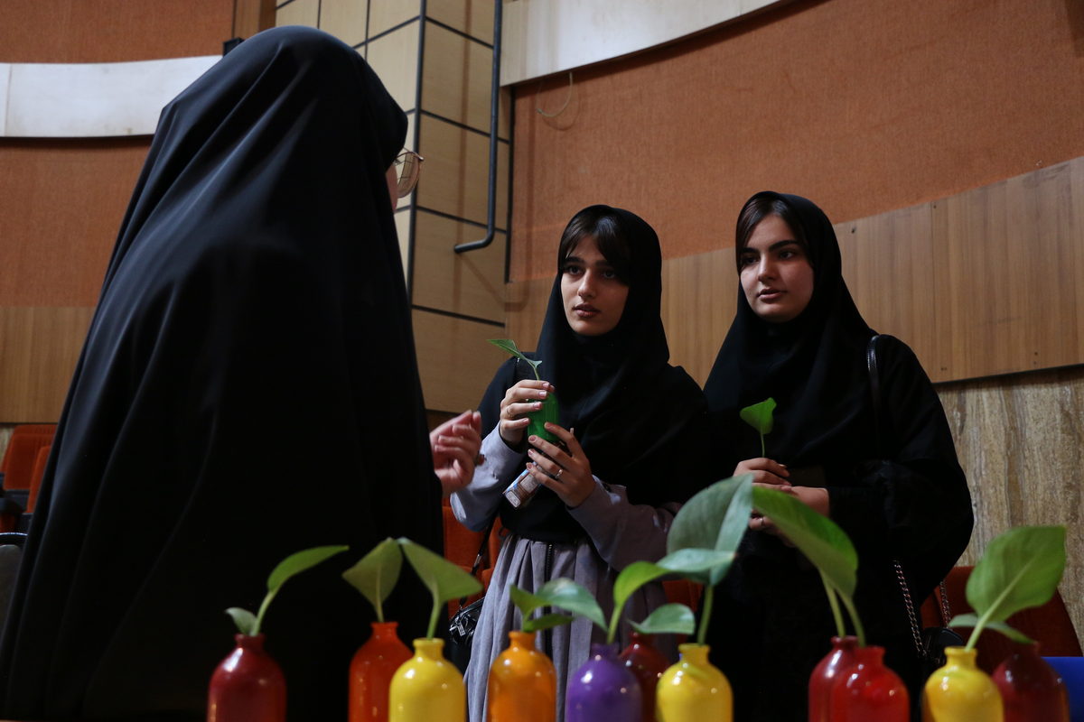 14040810 - جشن نودانشجویان 1404 - پارسا,موسوی,گلدوست,عبدلی (247)