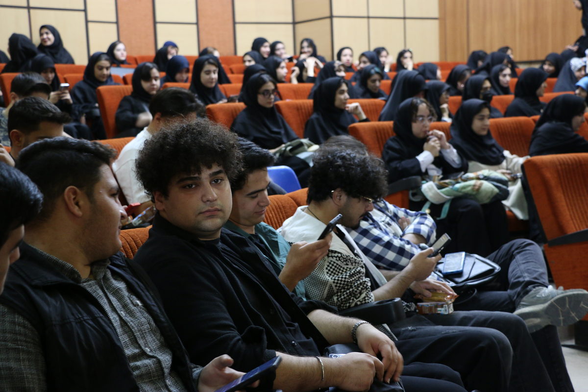 14040810 - جشن نودانشجویان 1404 - پارسا,موسوی,گلدوست,عبدلی (253)