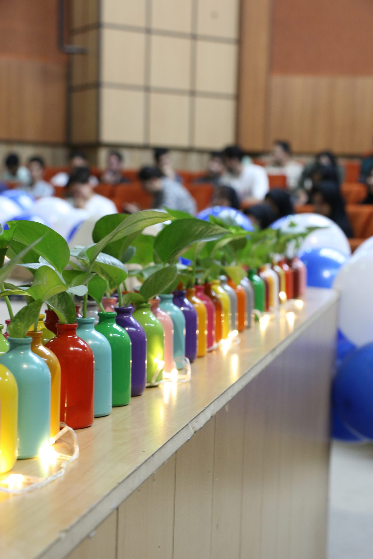 14040810 - جشن نودانشجویان 1404 - پارسا,گلدوست,موسوی,عبدلی (002)