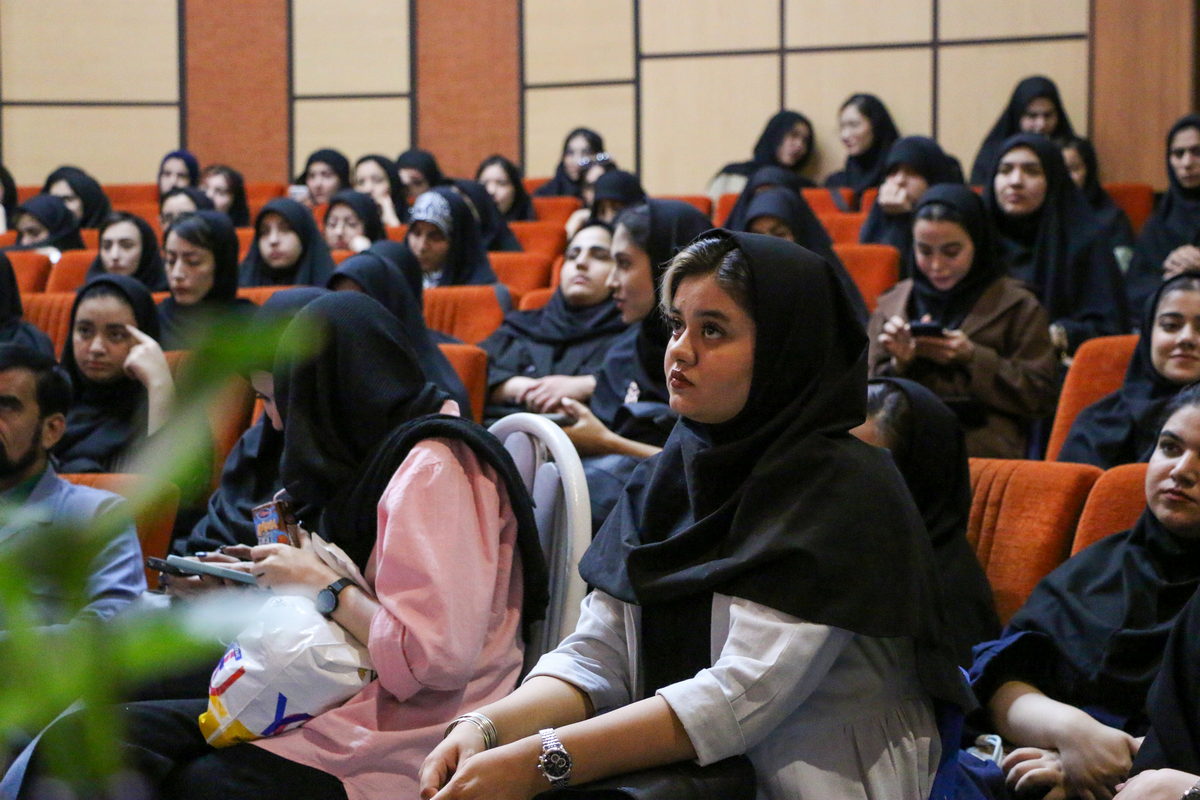 14040810 - جشن نودانشجویان 1404 - پارسا,گلدوست,موسوی,عبدلی (137)