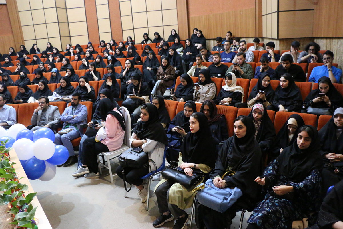 14040810 - جشن نودانشجویان 1404 - پارسا,گلدوست,موسوی,عبدلی (174)