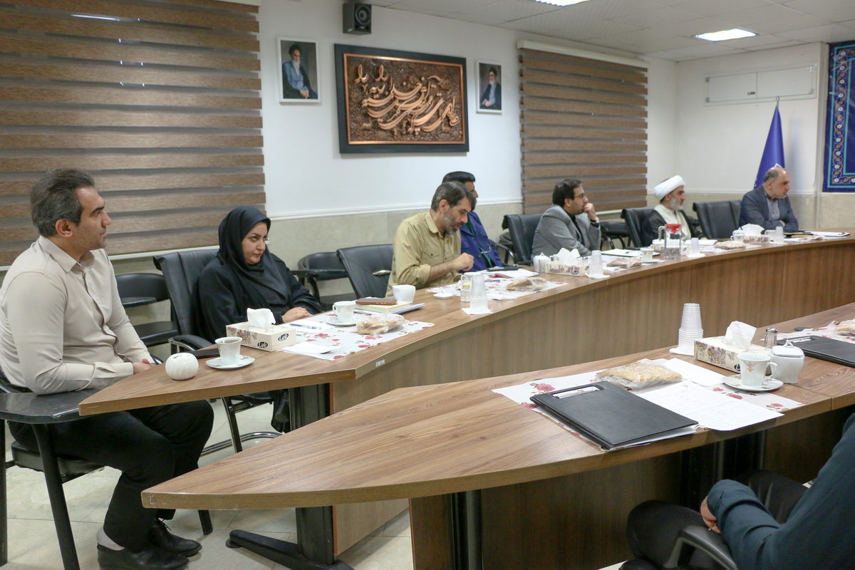 14040812 - جلسه هیئت نظارت و بازرسی وزارت علوم - سرانجام,جهانگشا,پارسا (004)