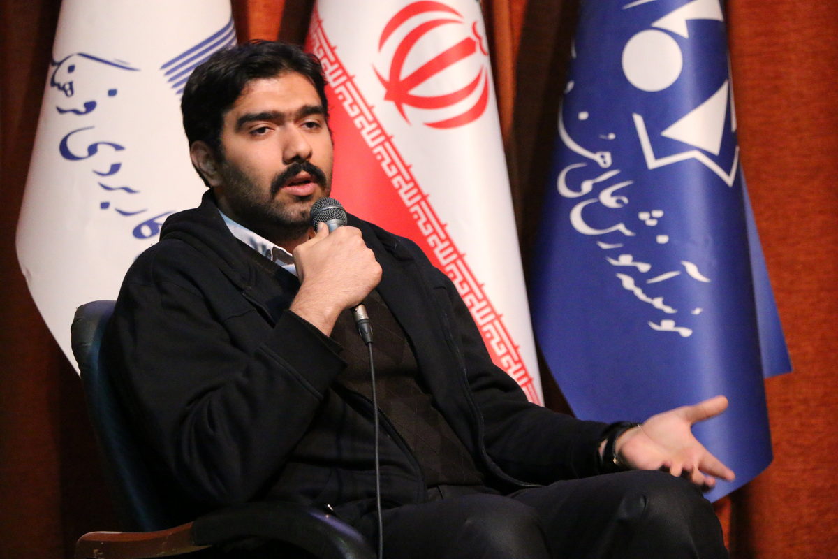 اکران و نقد فیلمهای روز مردگان و این قانون گروه (6)