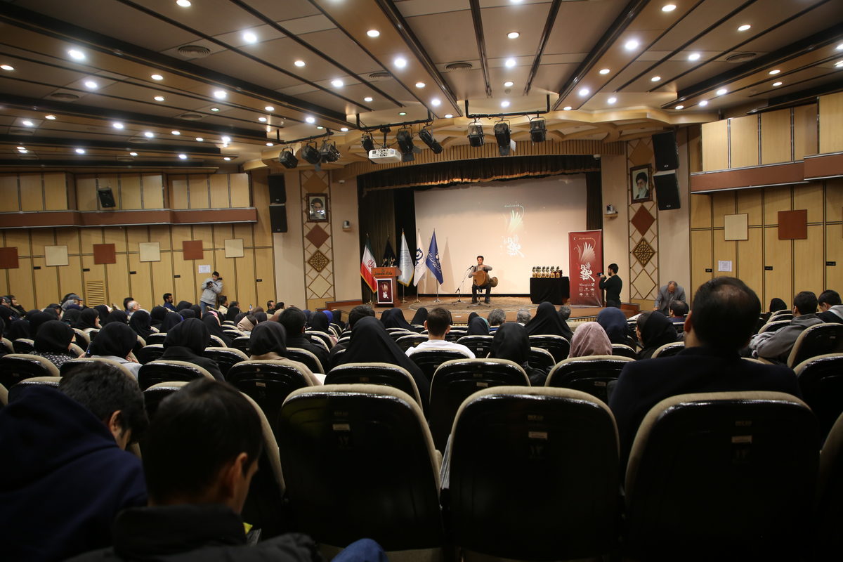 اختتامیه دومین سوگواره ملی هنر و اندیشه عاشورایی (14)