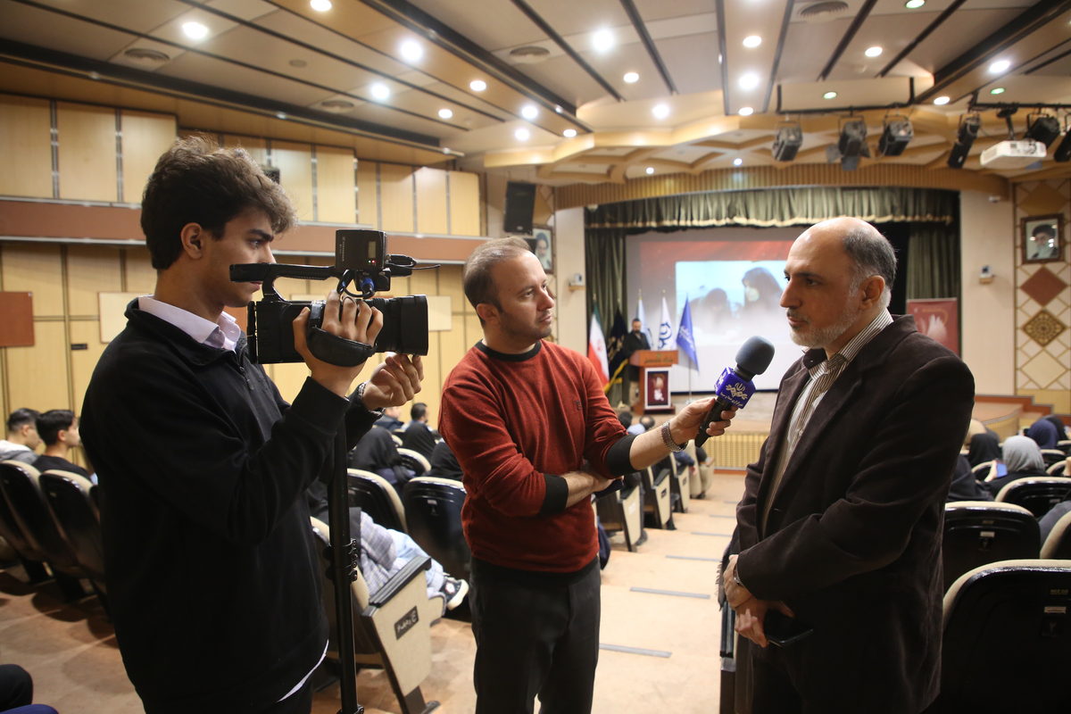 اختتامیه دومین سوگواره ملی هنر و اندیشه عاشورایی (28)