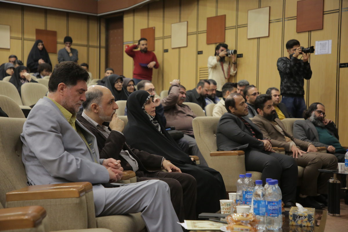 اختتامیه دومین سوگواره ملی هنر و اندیشه عاشورایی (35)