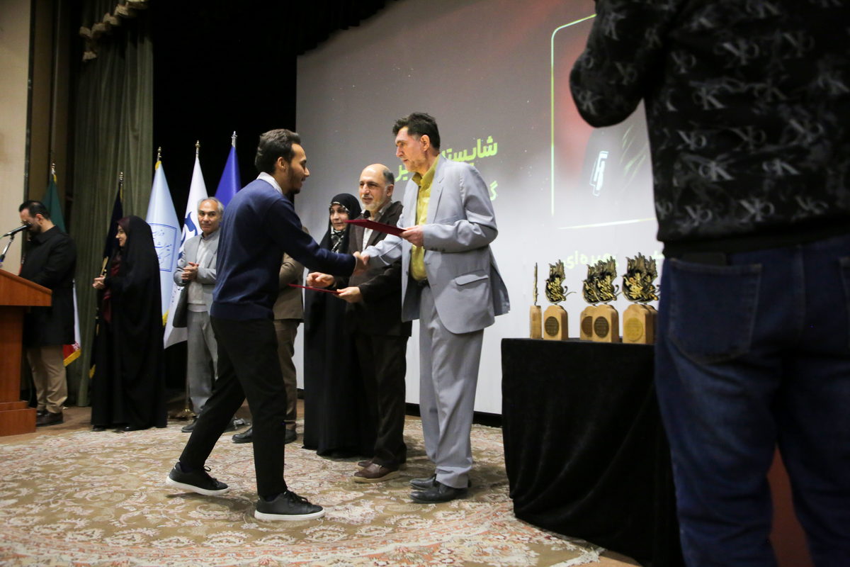 اختتامیه دومین سوگواره ملی هنر و اندیشه عاشورایی (56)