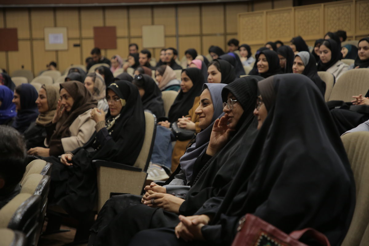 اختتامیه دومین سوگواره ملی هنر و اندیشه عاشورایی (9)