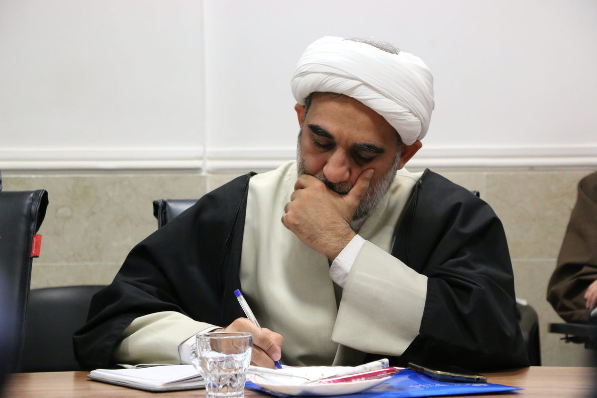 نشست دانشگاه هنر و اندیشه با وزارت فرهنگ و ارشاد (21)