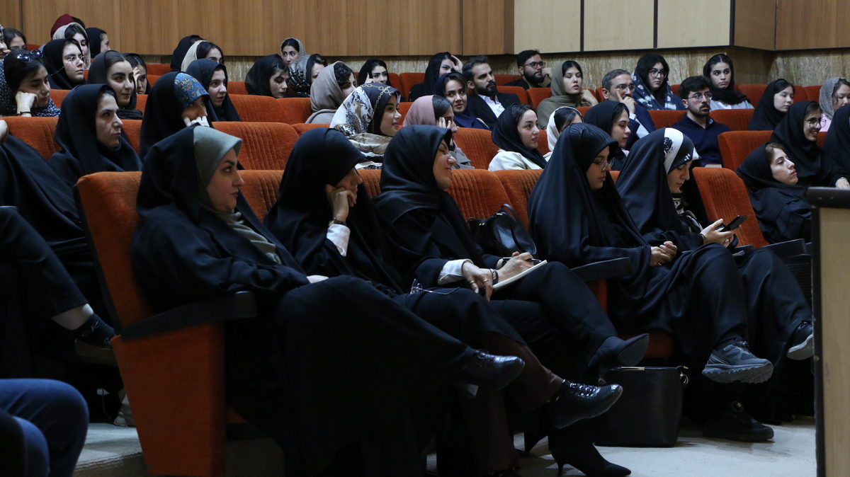 14050213 - گردهمایی معماری - اردیبهشت - حسینی,محدثی,نجفی,رضا عزتی (488)