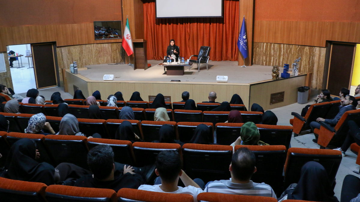 14050213 - گردهمایی معماری - اردیبهشت - حسینی,محدثی,نجفی,رضا عزتی (576)