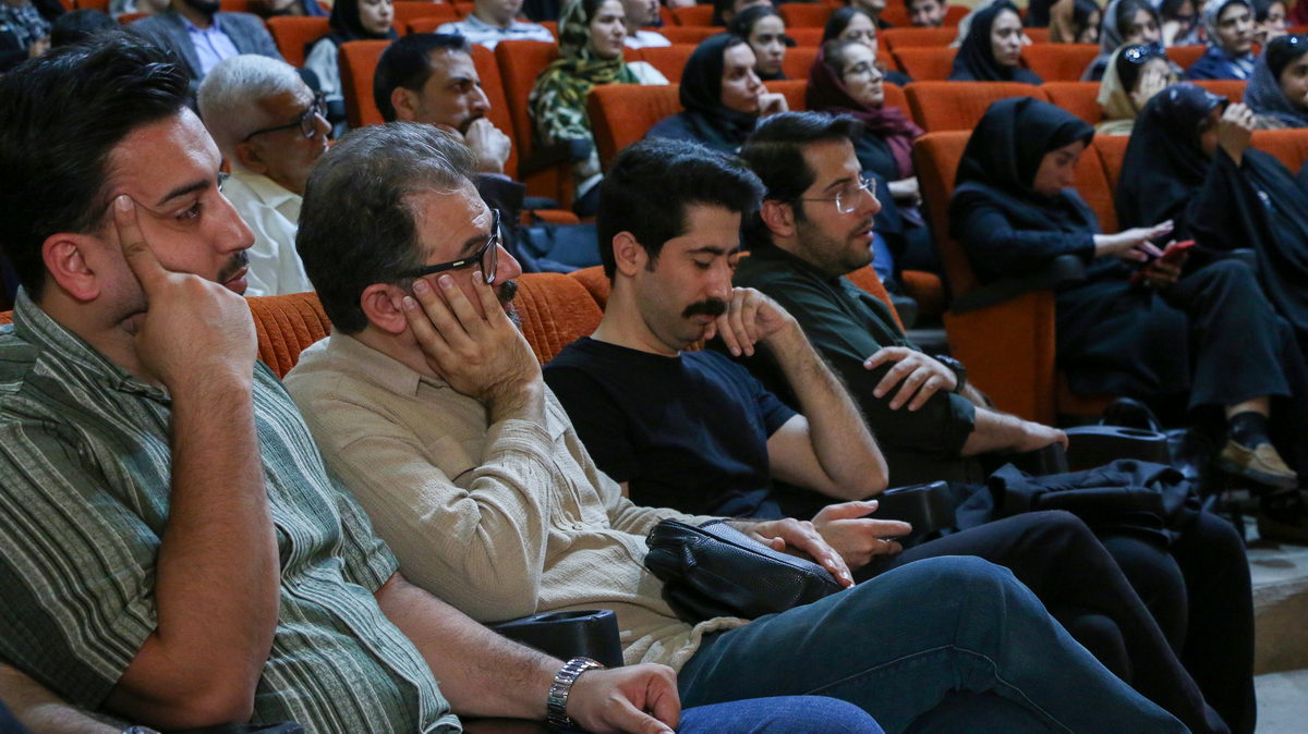 14050213 - گردهمایی معماری - اردیبهشت - حسینی,محدثی,نجفی,رضا عزتی (618)