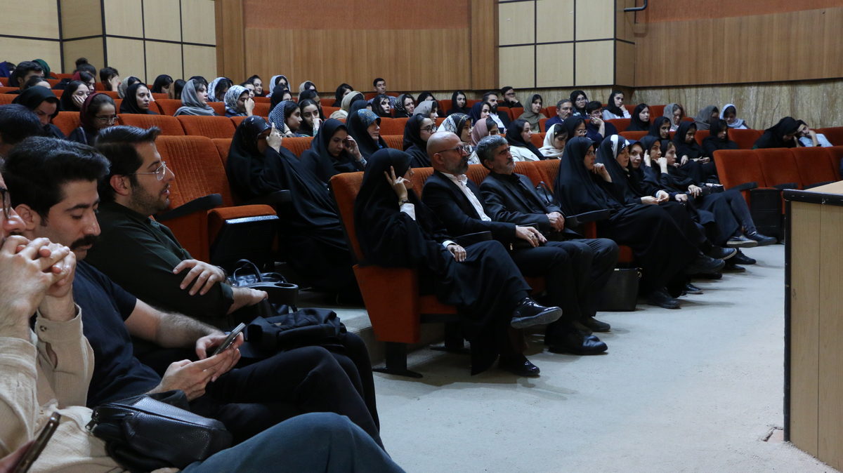 14050213 - گردهمایی معماری - اردیبهشت - حسینی,محدثی,نجفی,رضا عزتی (668)