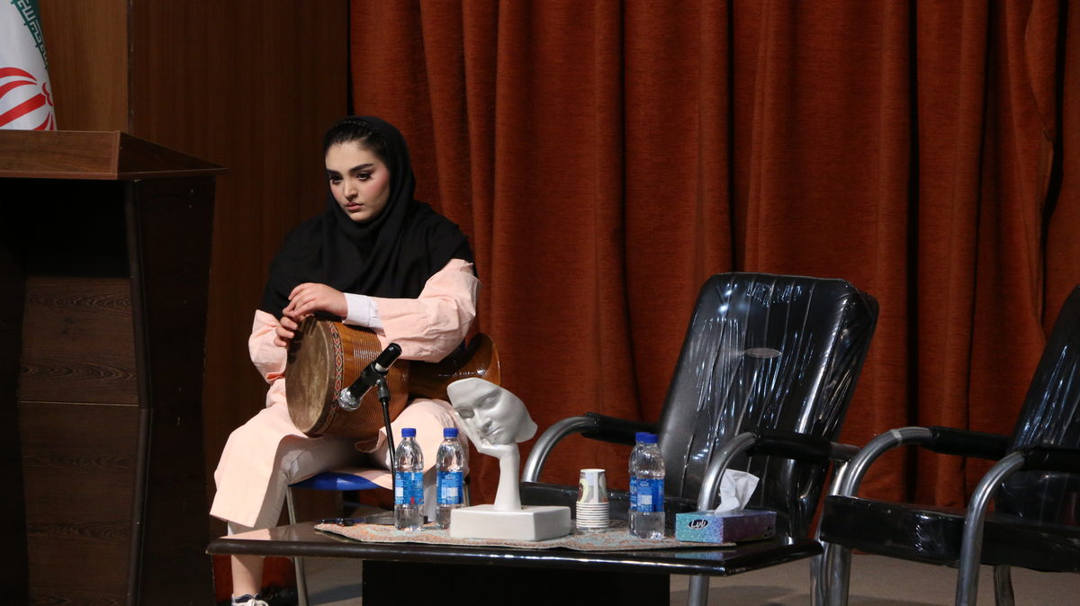 14050213 - گردهمایی معماری - اردیبهشت - حسینی,محدثی,نجفی,رضا عزتی (724)