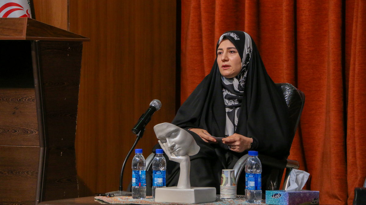 14050213 - گردهمایی معماری - اردیبهشت - حسینی,محدثی,نجفی,رضا عزتی (766)