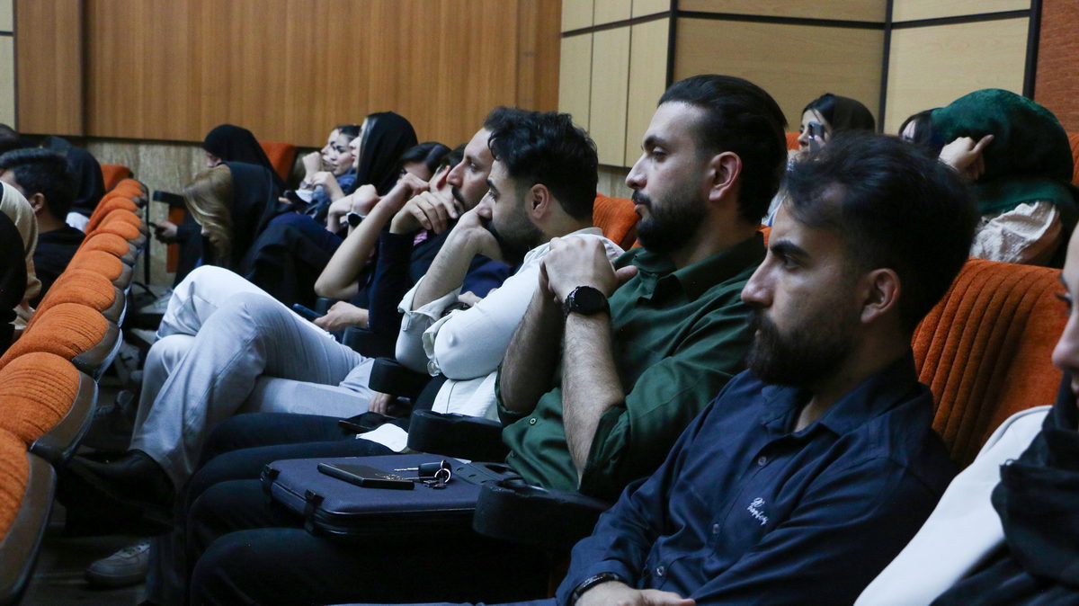 14050213 - گردهمایی معماری - اردیبهشت - حسینی,محدثی,نجفی,رضا عزتی (982)
