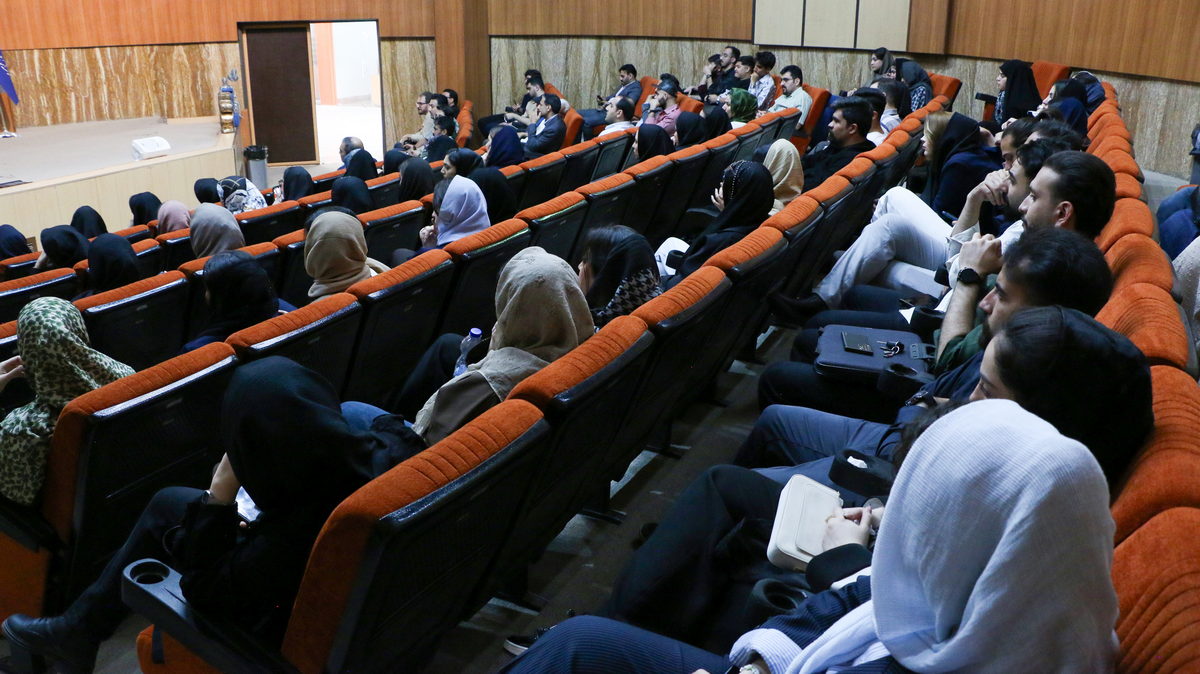 14050213 - گردهمایی معماری - اردیبهشت - حسینی,محدثی,نجفی,رضا عزتی (990)