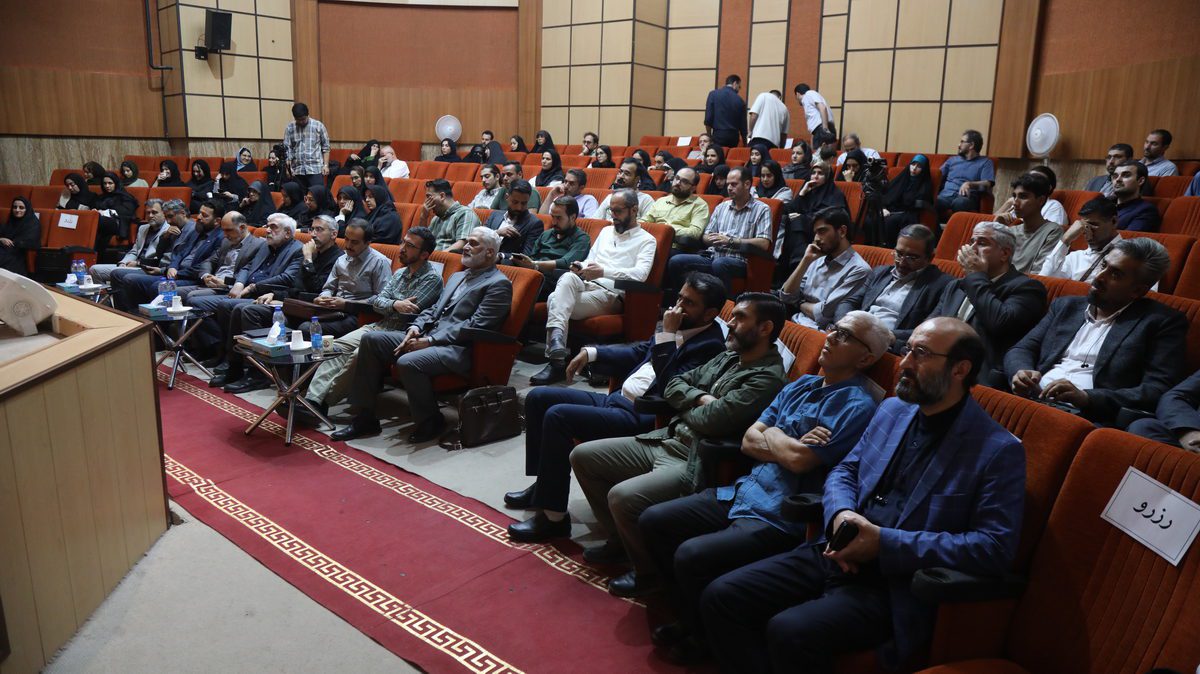 بزرگداشت مهندس نقره کار - جمعیت (18)