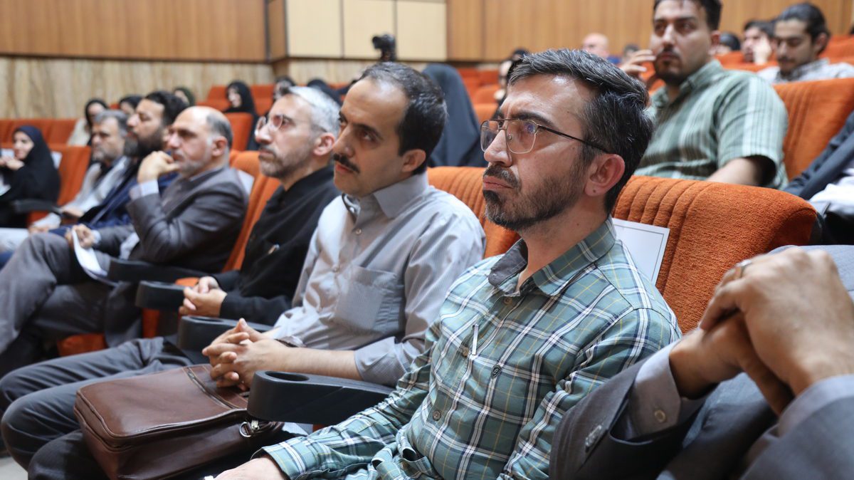 بزرگداشت مهندس نقره کار - جمعیت (39)